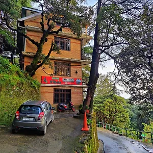 3* Bed & Breakfast Jakhu Vibes